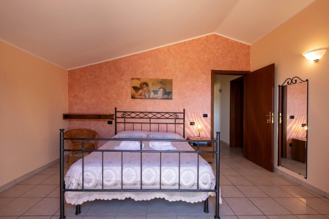 B&B La Casa Fra Gli Olivi Marsciano Luaran gambar