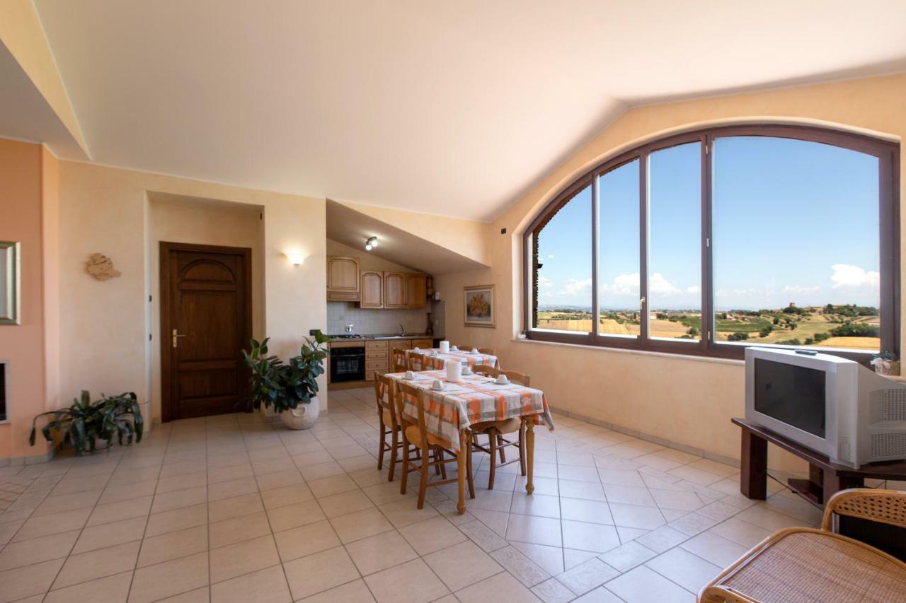 B&B La Casa Fra Gli Olivi Marsciano Luaran gambar