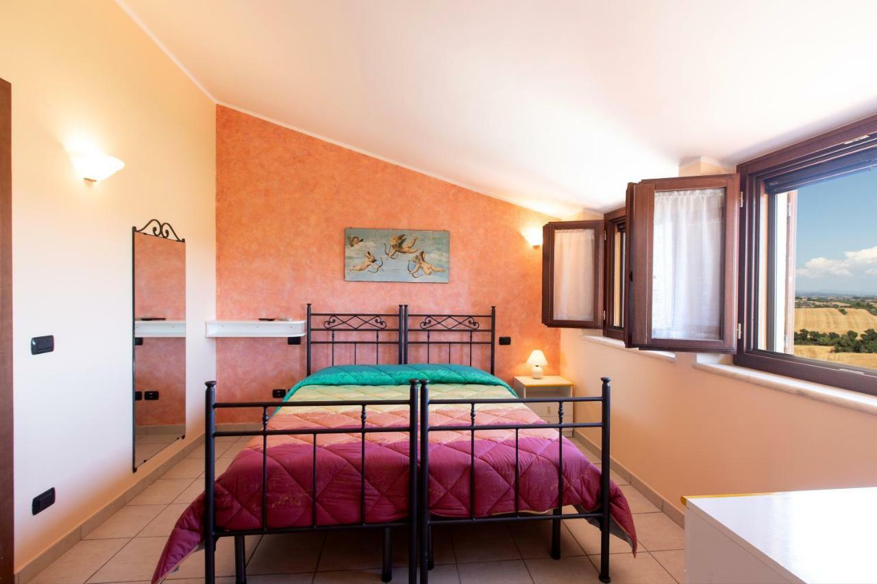 B&B La Casa Fra Gli Olivi Marsciano Luaran gambar